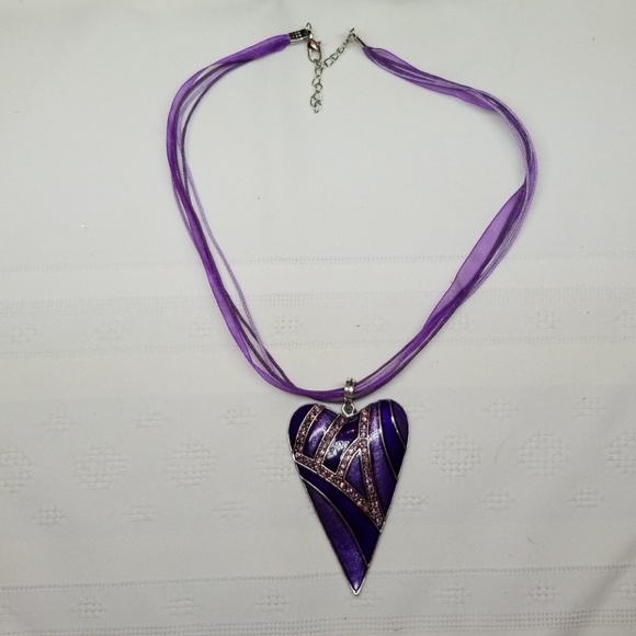 Enameled heart necklace - Picture 3 of 7